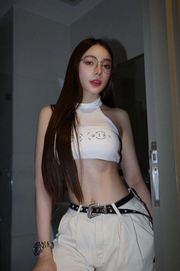 Helena 4