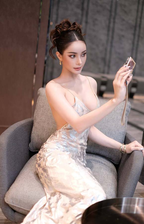 Helena 5
